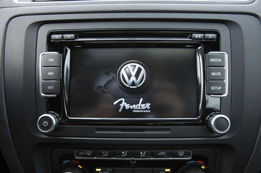  Volkswagen Jetta GLI Autobahn 2012 года  (фото 18 из 33)